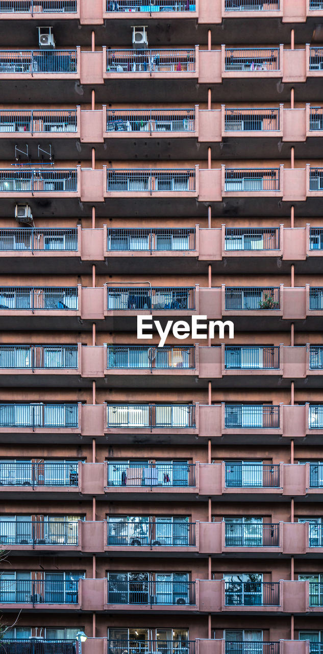 FULL FRAME SHOT OF RESIDENTIAL BUILDINGS