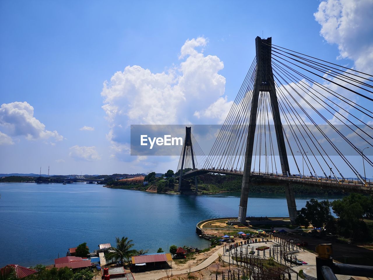 PANORAMIC VIEW OF SUSPENSION BRIDGE