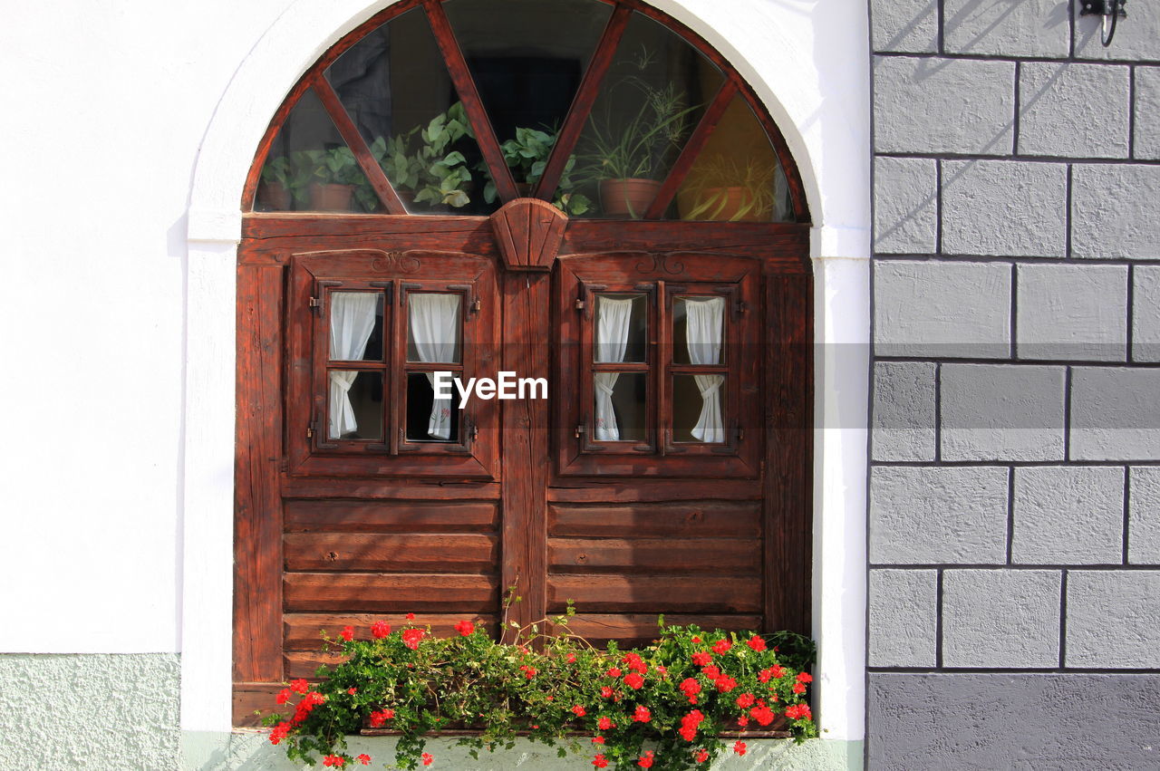 VIEW OF CLOSED DOOR OF HOUSE