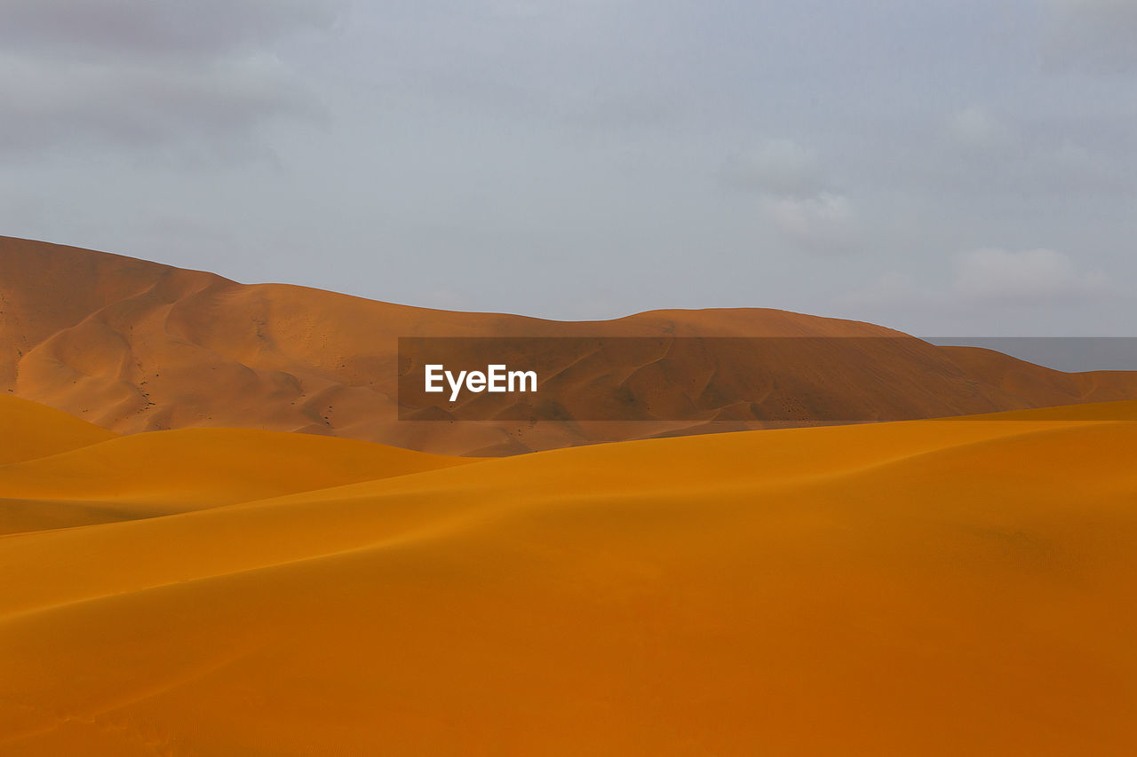 Badain jaran desert , china