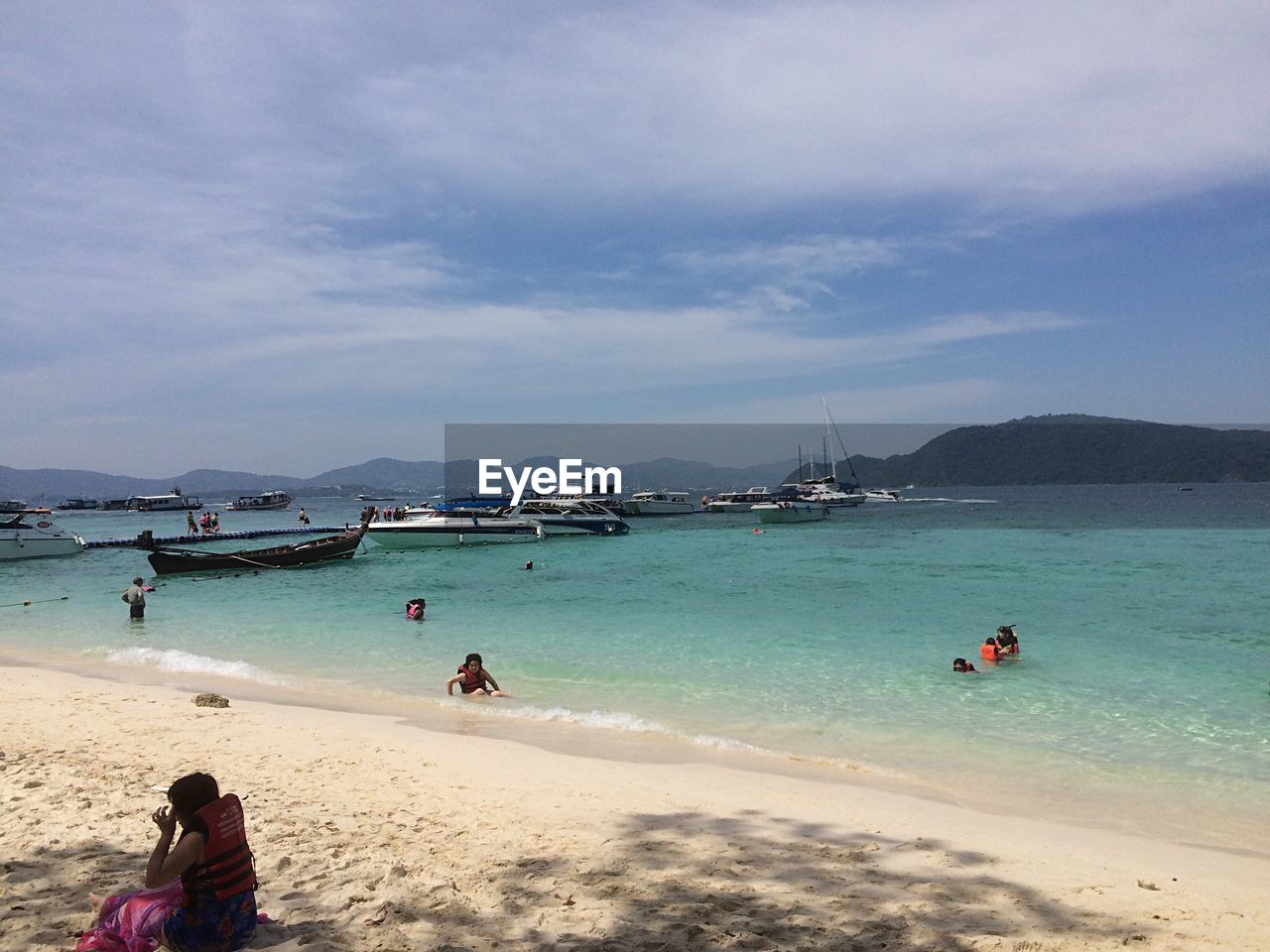 SCENIC VIEW OF BEACH