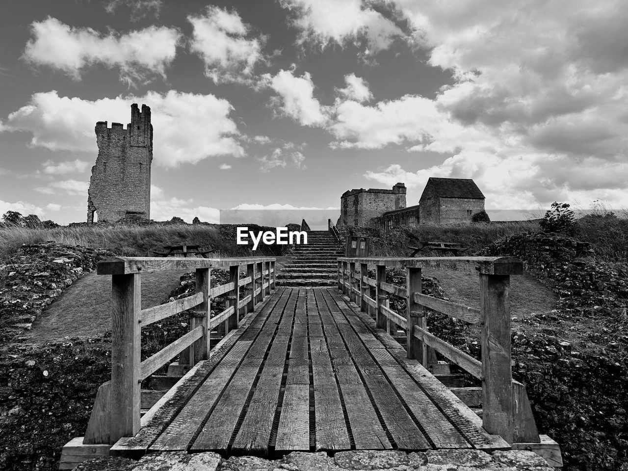 Old ruins against sky