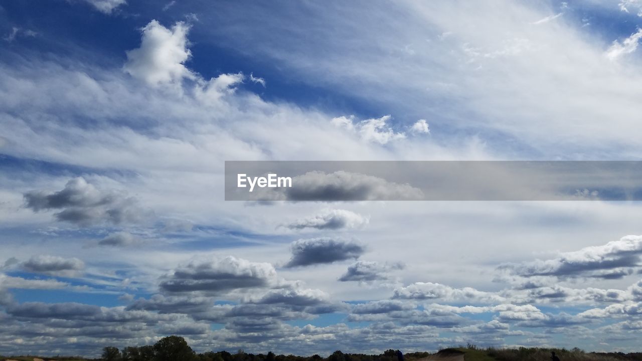 LOW ANGLE VIEW OF SKY