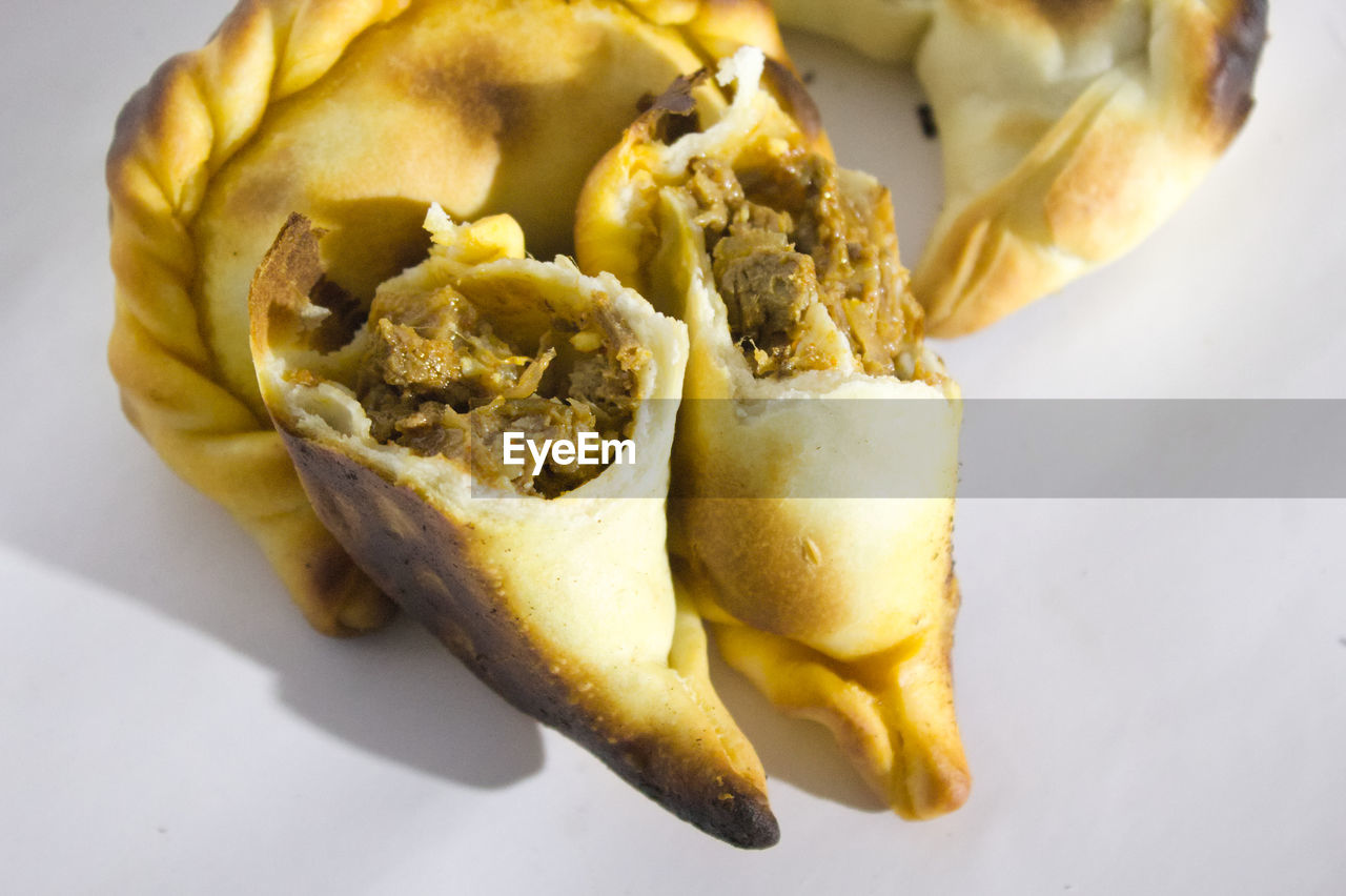 food and drink, food, yellow, produce, freshness, healthy eating, plant, wellbeing, dish, vegetable, indoors, studio shot, no people, close-up, still life