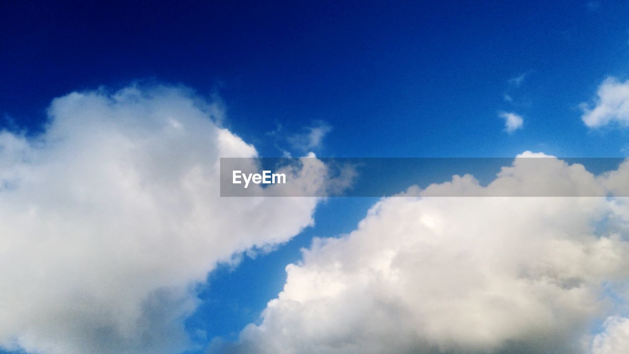 LOW ANGLE VIEW OF CLOUDY SKY