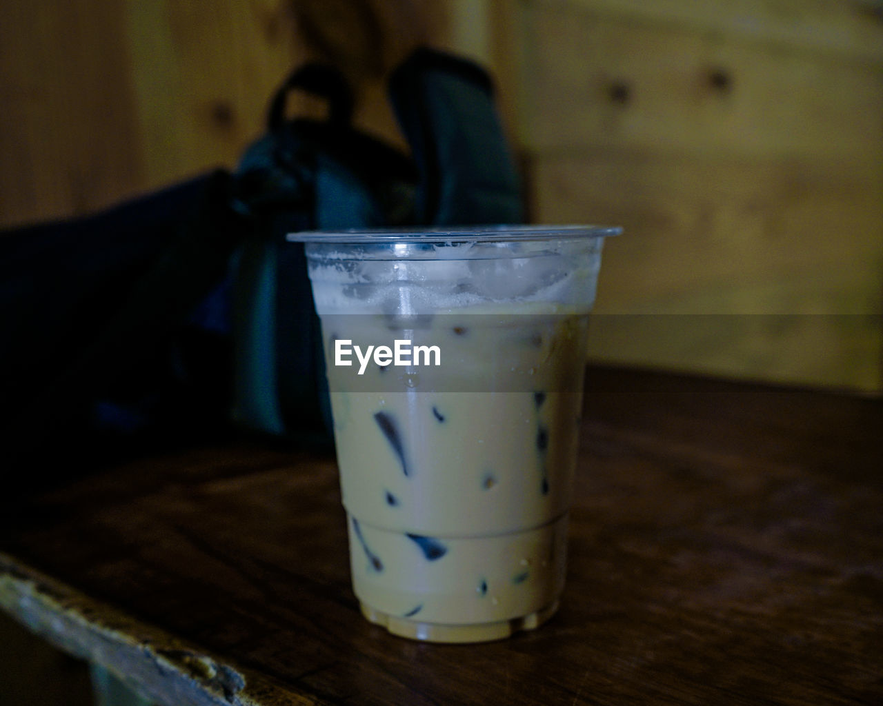 CLOSE-UP OF DRINK IN GLASS