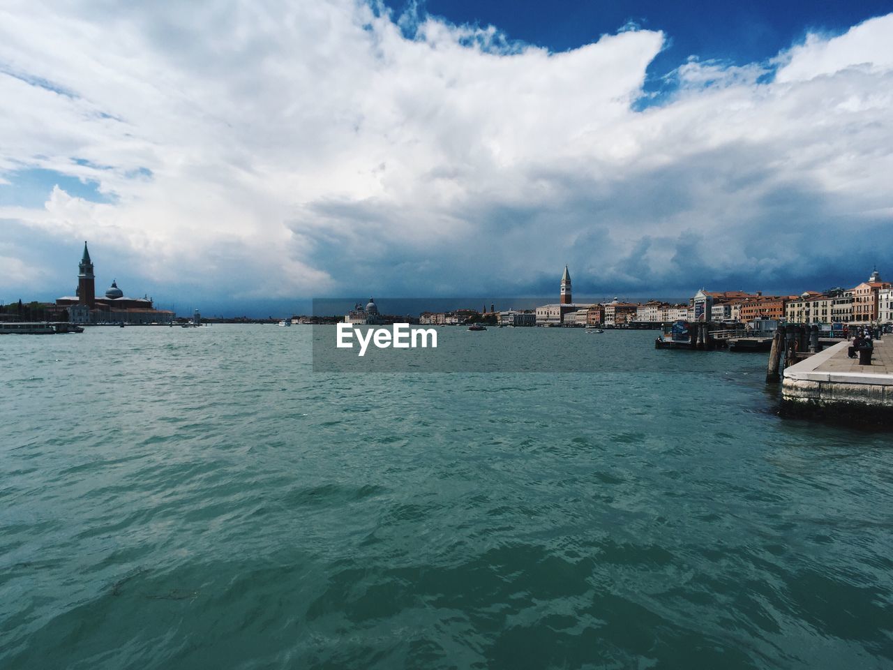 PANORAMIC VIEW OF SEA AGAINST SKY