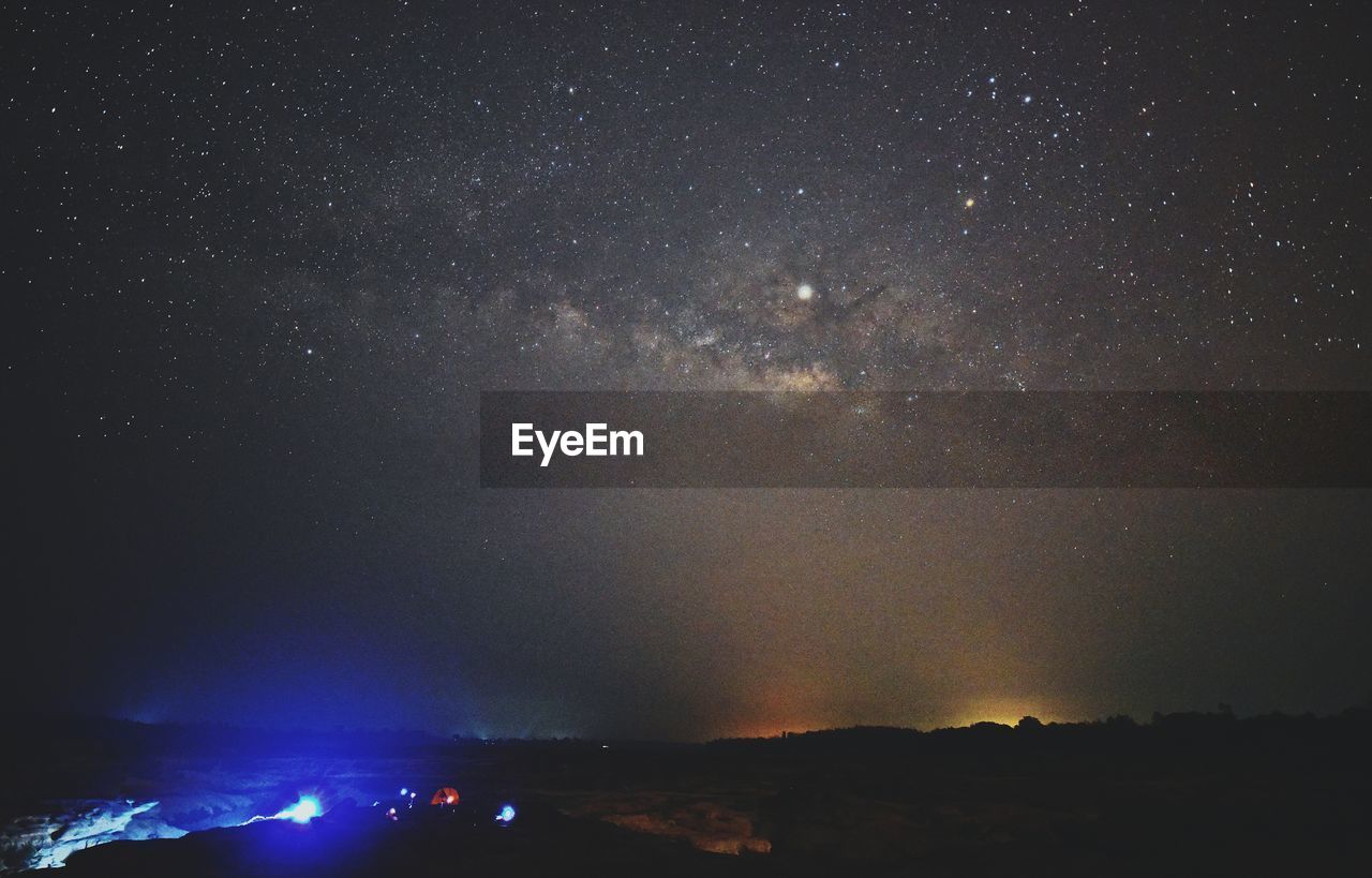 SCENIC VIEW OF STAR FIELD AGAINST SKY