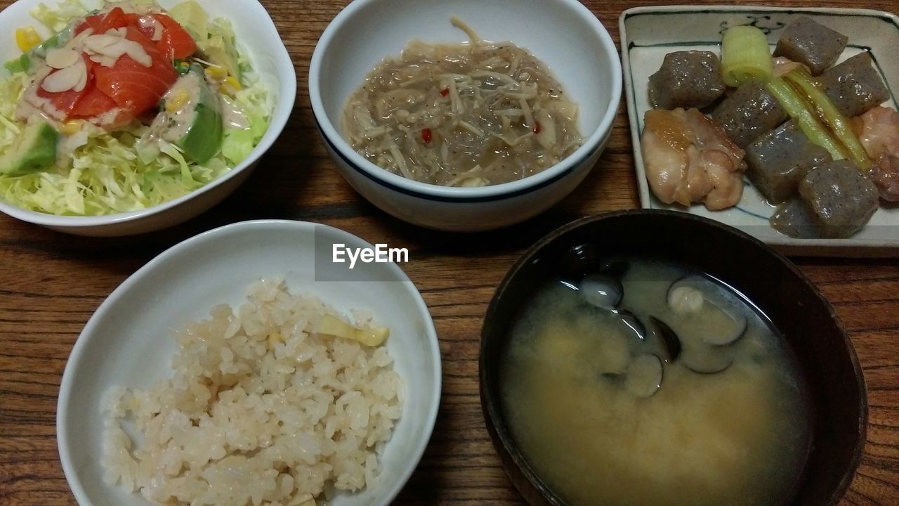 CLOSE-UP OF SERVED FOOD