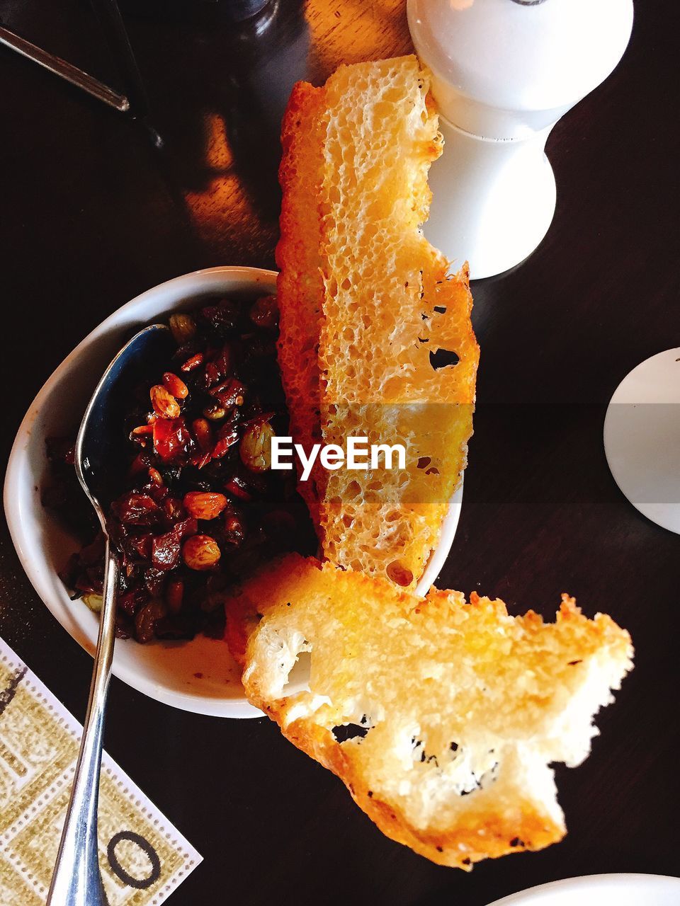 CLOSE-UP OF SERVED FOOD IN PLATE