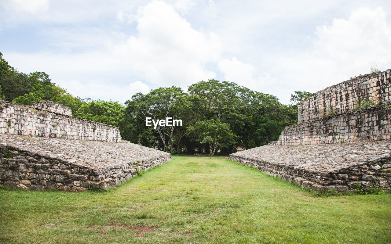 Old ruins against sky