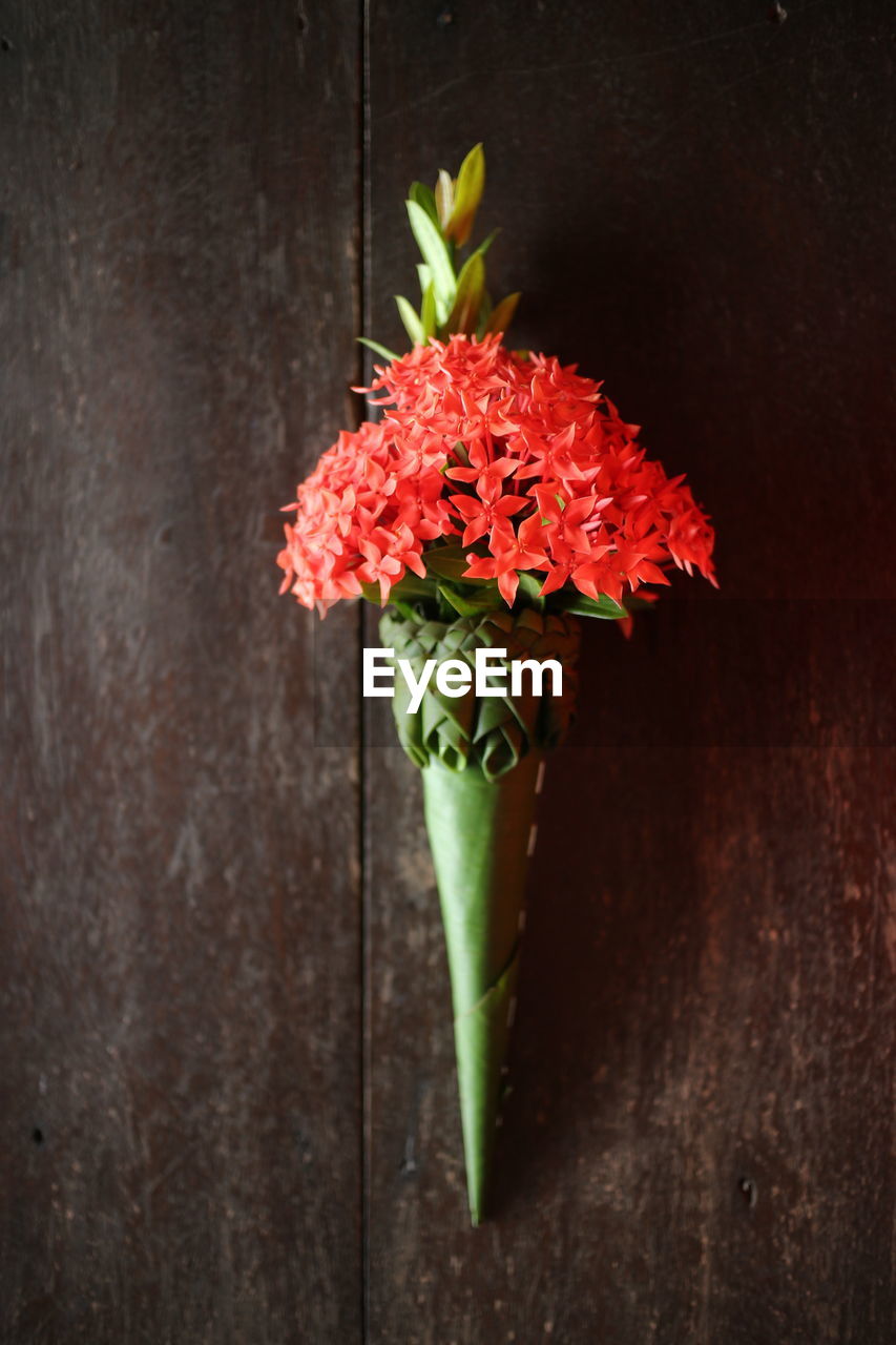 Close-up of red flower bouquet