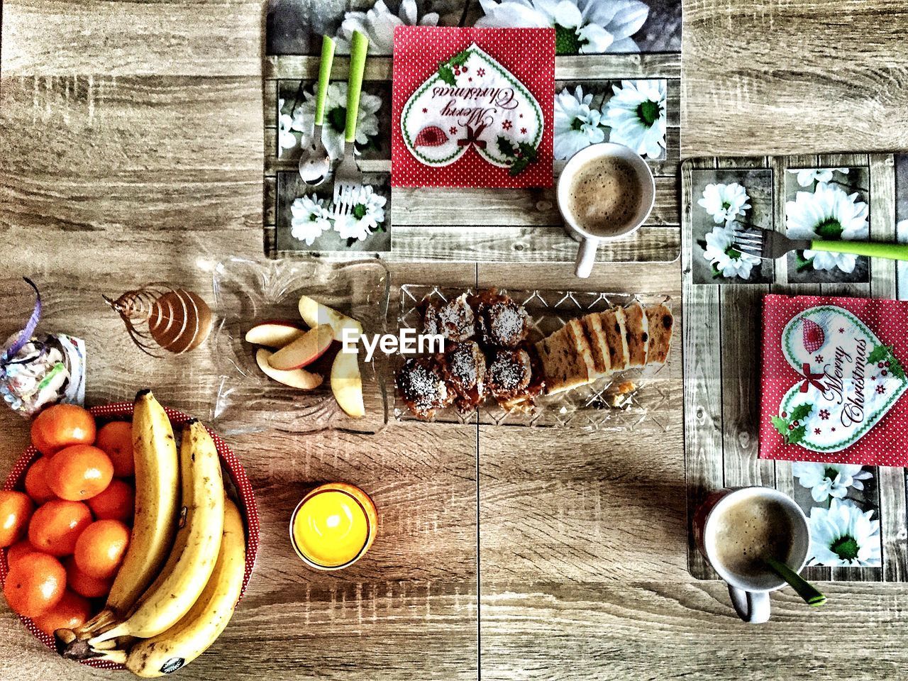 Breakfast with coffee and fruits 