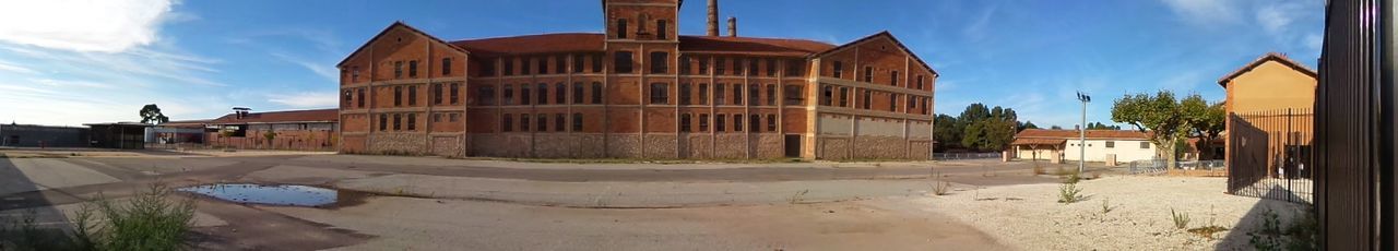 VIEW OF BUILDINGS AGAINST SKY