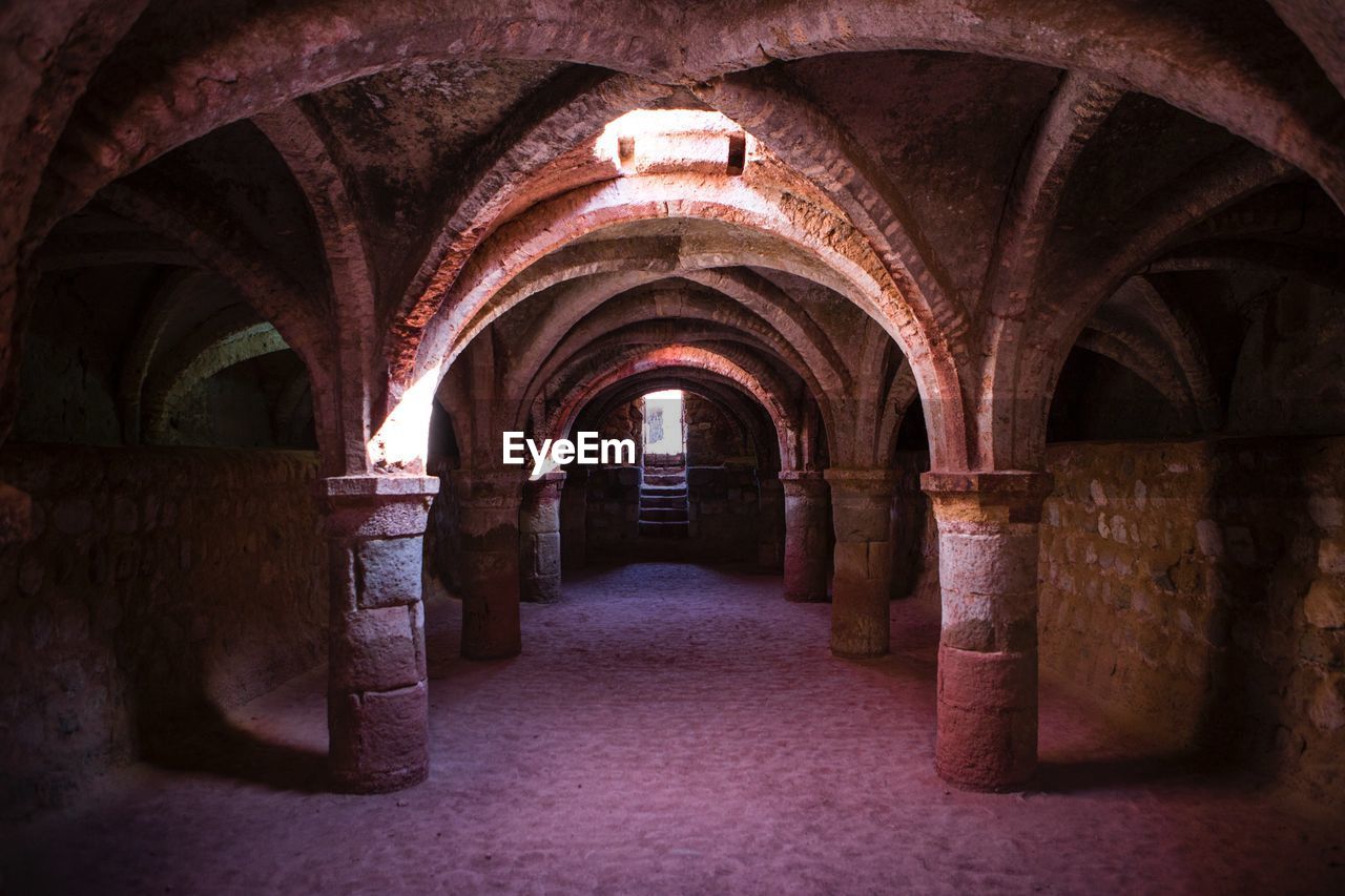 EMPTY CORRIDOR IN OLD BUILDING