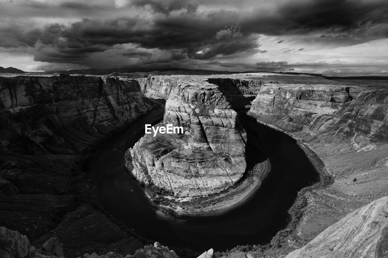 Scenic view of horseshoe bend