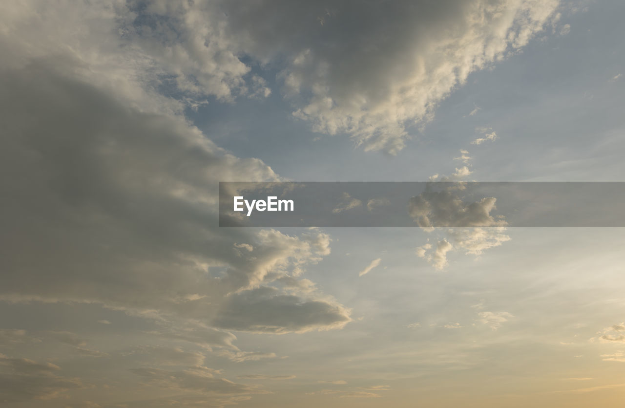 LOW ANGLE VIEW OF DRAMATIC SKY