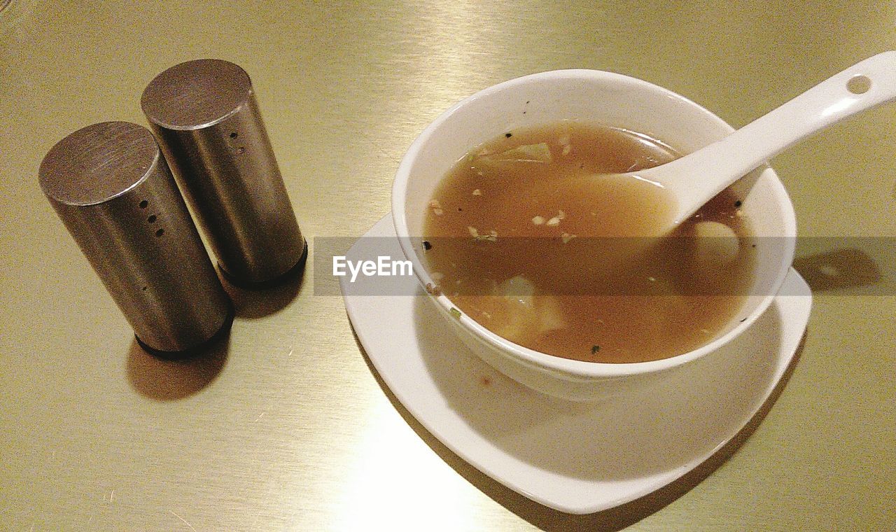 CLOSE-UP OF FOOD ON TABLE