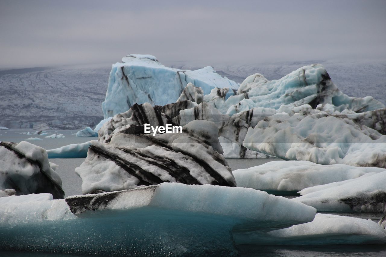 Iceberg in jokulsarlon