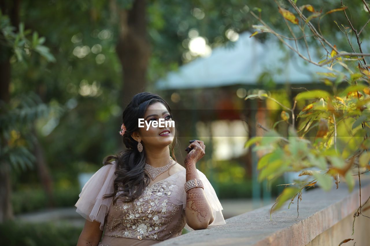 Through full bride