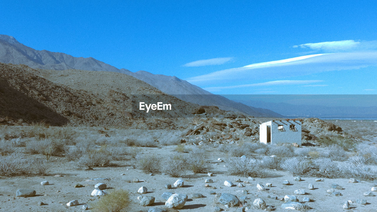 VIEW OF MOUNTAIN AGAINST SKY