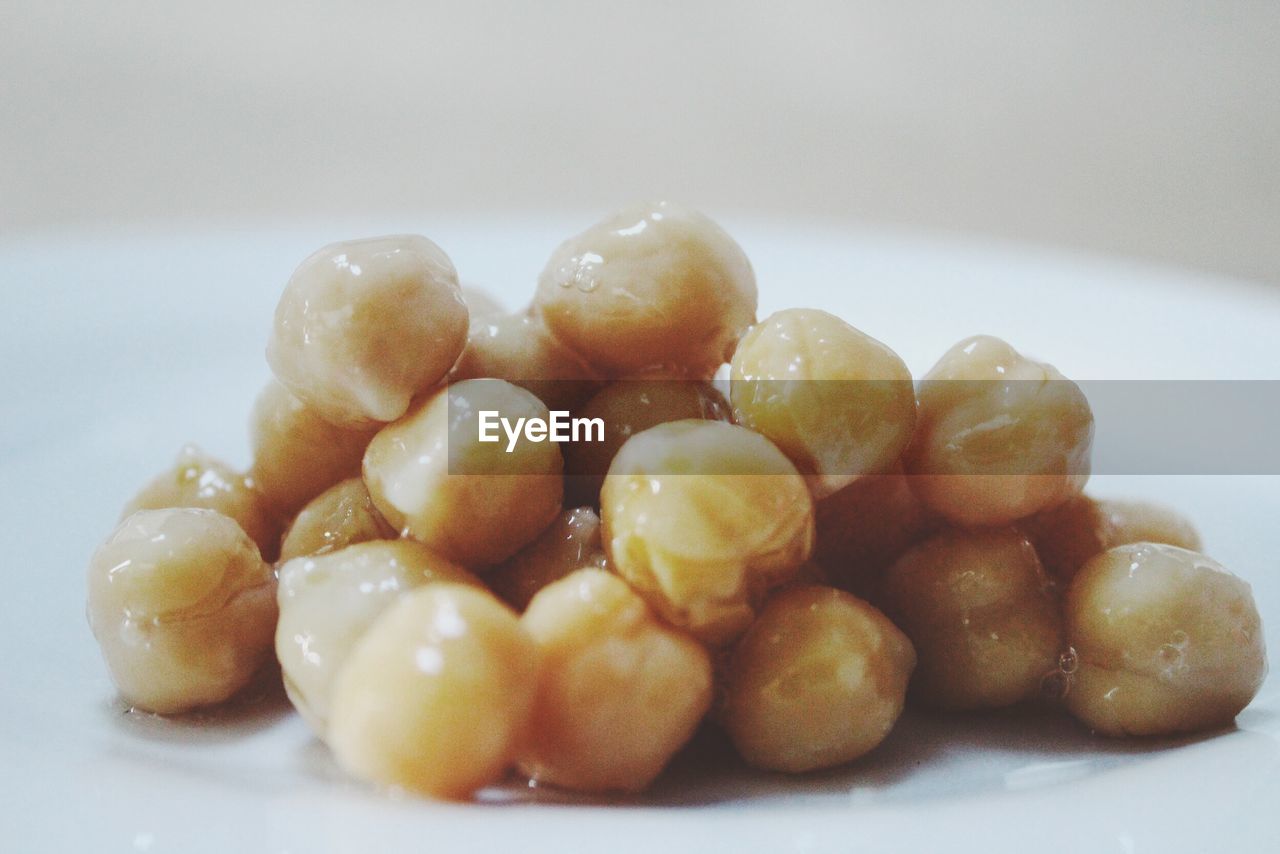 Close-up of chick-peas served in plate