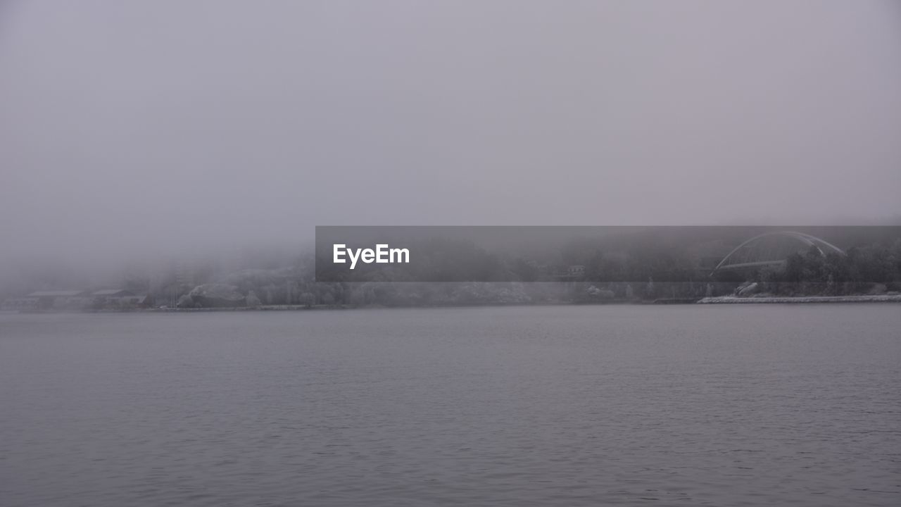 SCENIC VIEW OF LANDSCAPE IN FOGGY WEATHER