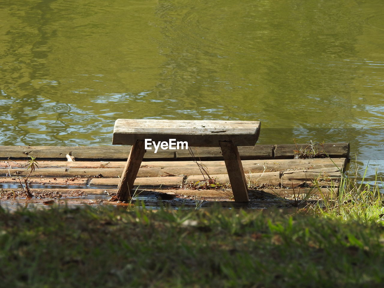 EMPTY CHAIRS ON LAKESHORE