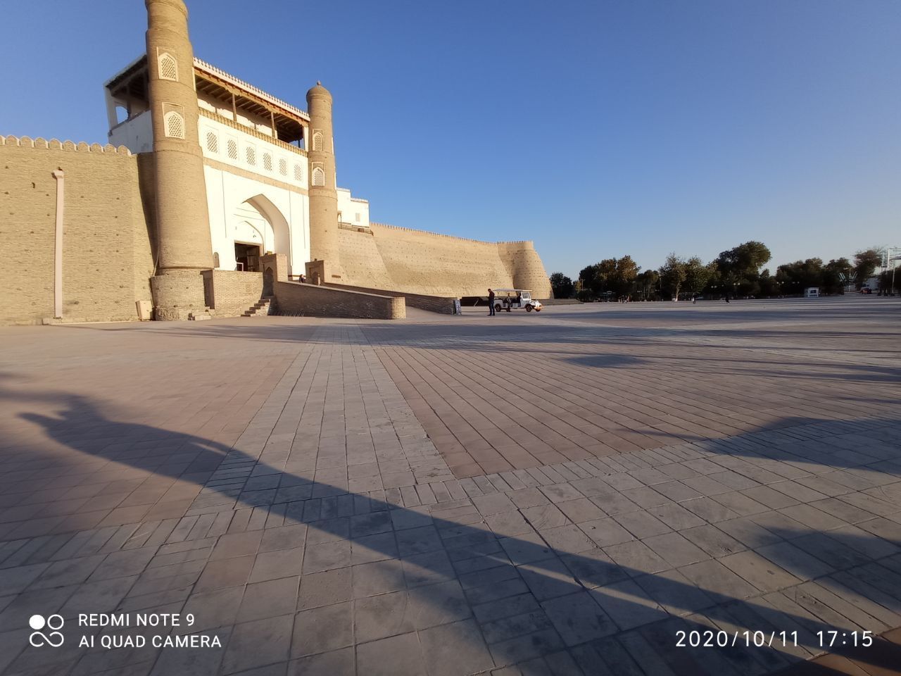 VIEW OF CASTLE AGAINST BLUE SKY