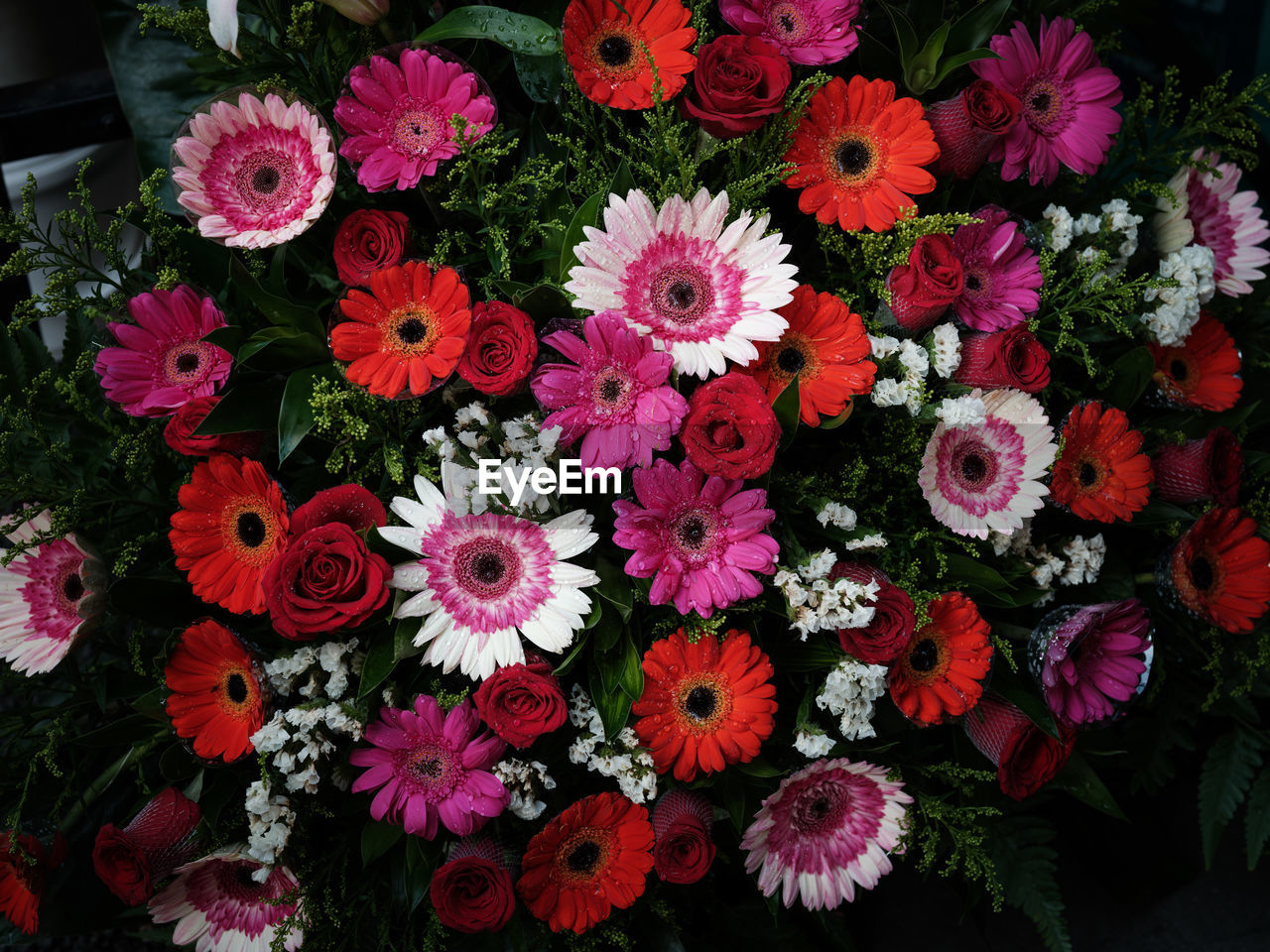 The beautiful red flower bouquet