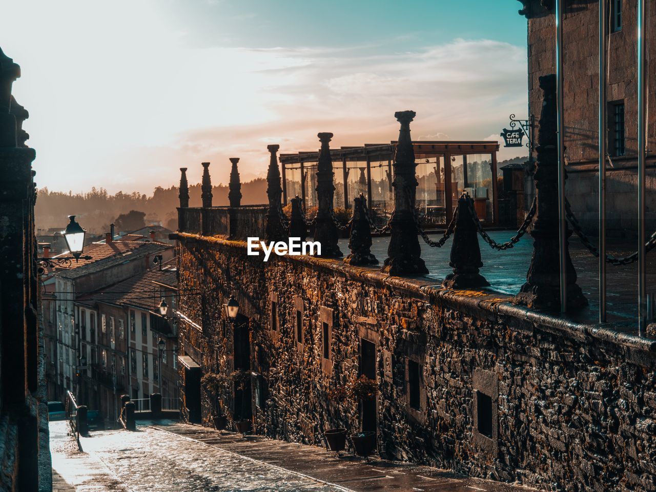 PANORAMIC VIEW OF CITY BUILDINGS AGAINST SKY