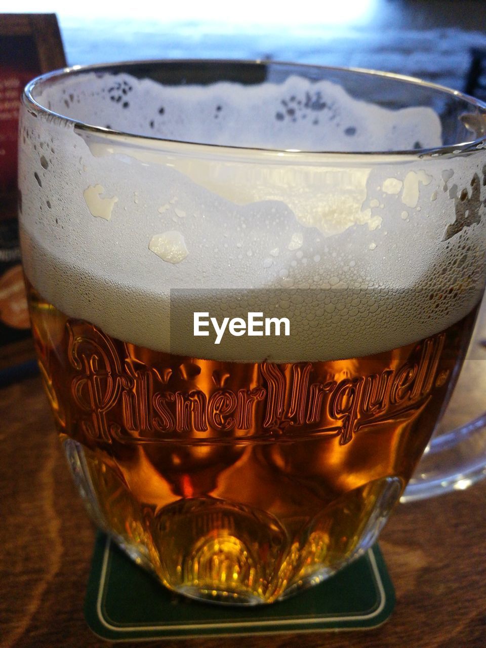 CLOSE-UP OF BEER GLASSES