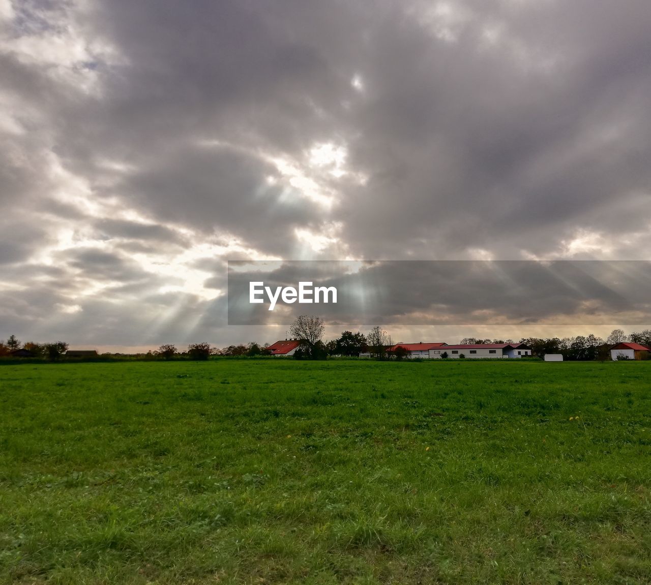 SCENIC VIEW OF LAND AGAINST SKY