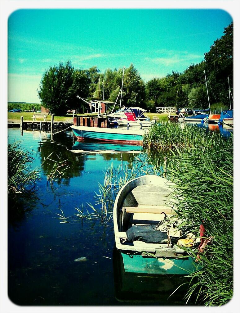 BOATS IN SEA