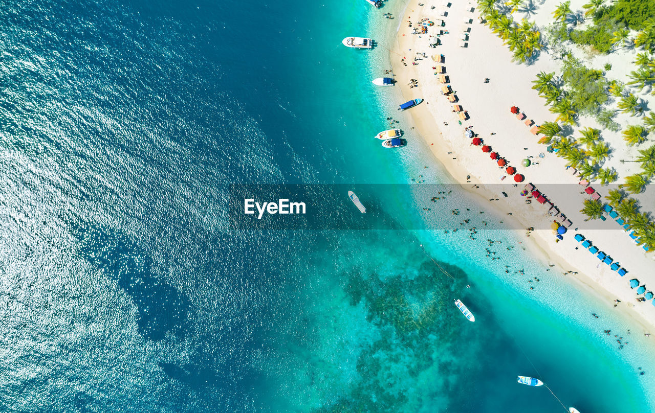 Top view in caribbean island paradisiacal - cayo sombrero - morrocoy, venezuela. aerial view.