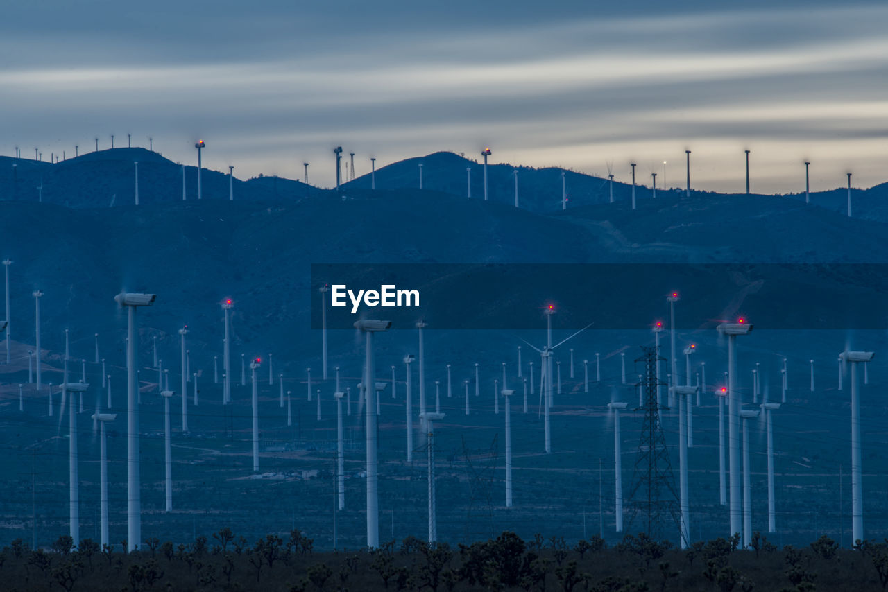 Wind farms dot the mountainside near tehachapi california