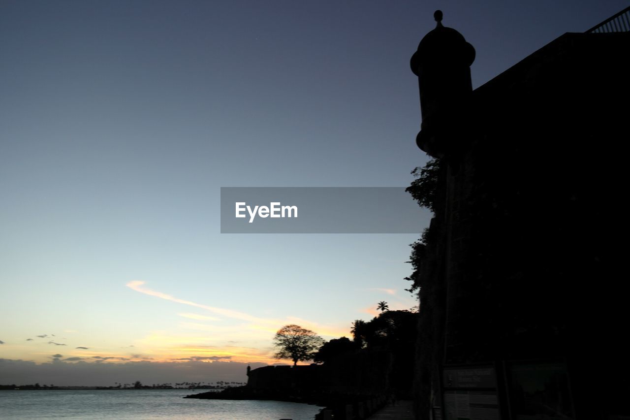 VIEW OF SEA AT SUNSET