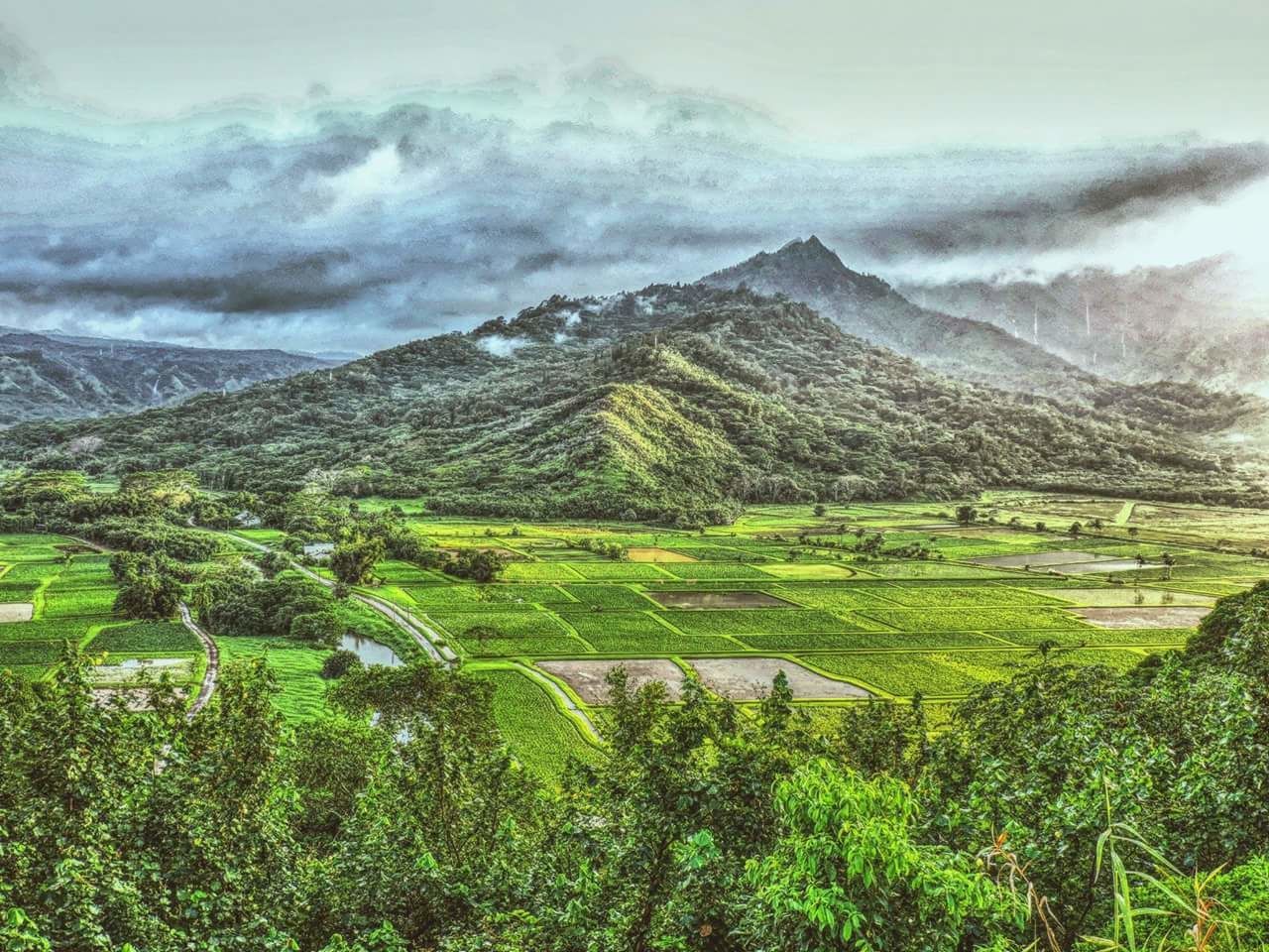 SCENIC VIEW OF MOUNTAINS AGAINST CLOUDY SKY