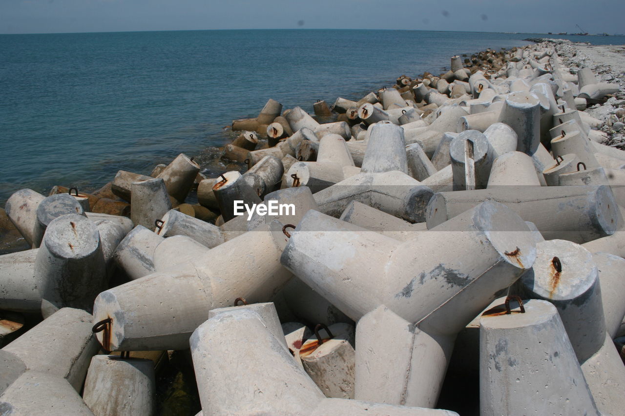 Tetrapods by sea