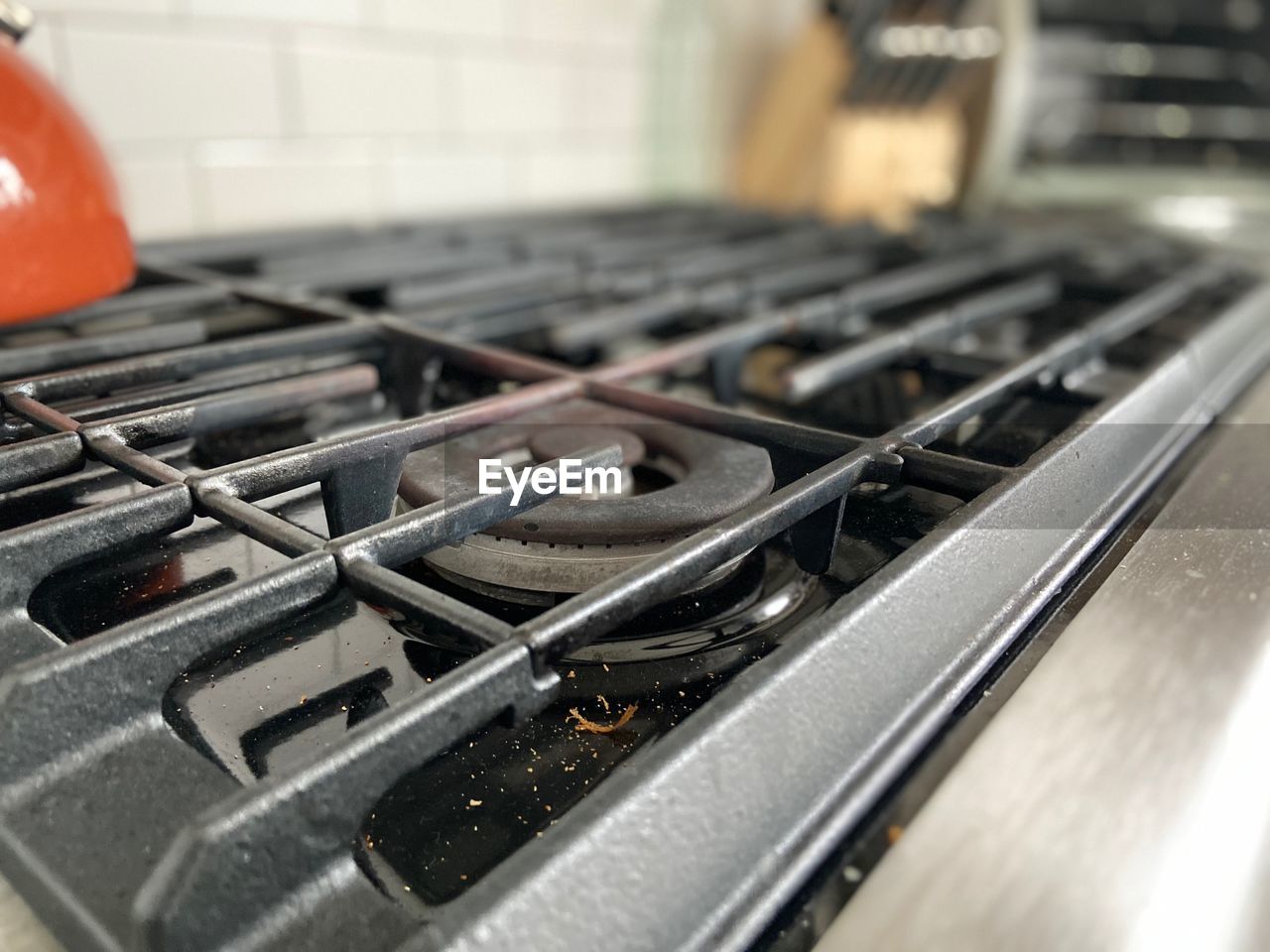 CLOSE-UP OF MEAT IN KITCHEN