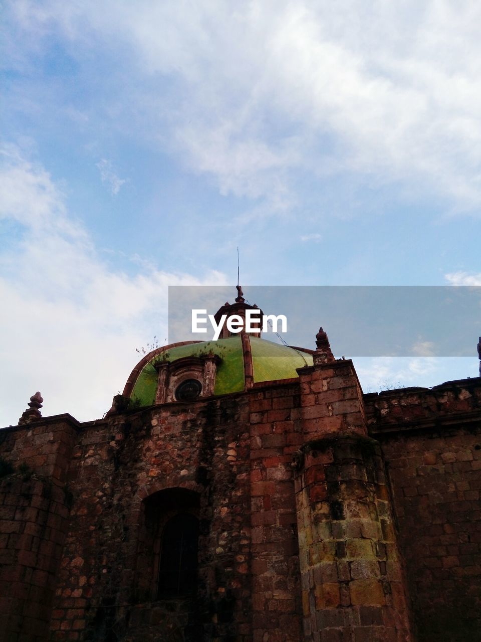 LOW ANGLE VIEW OF CHURCH AGAINST SKY