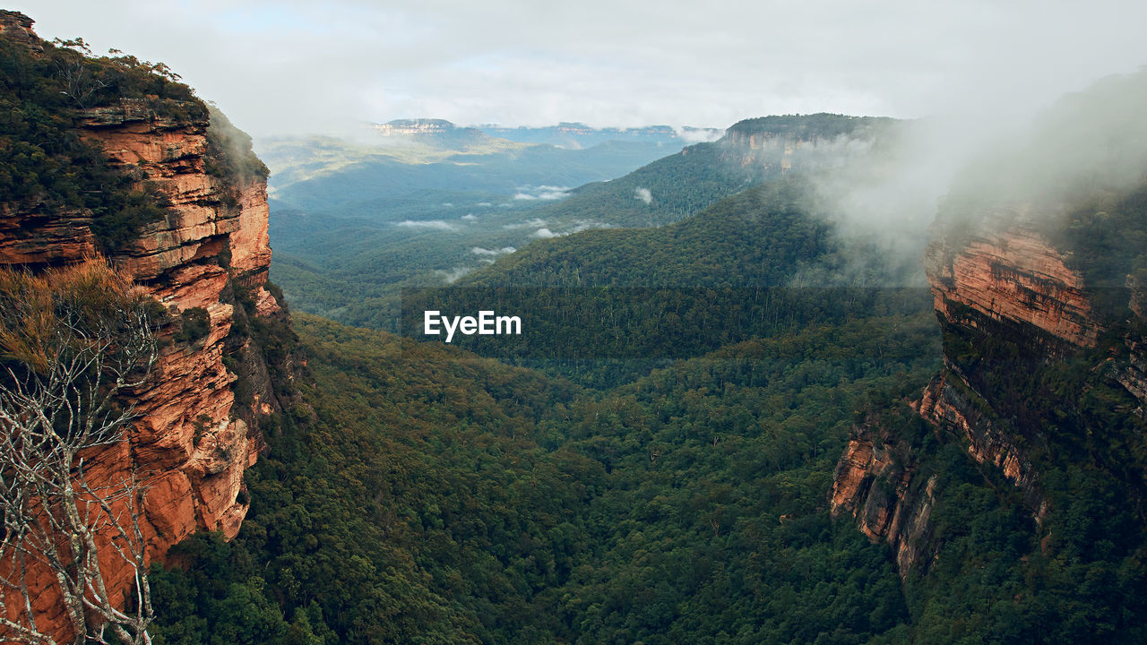 SCENIC VIEW OF MOUNTAINS