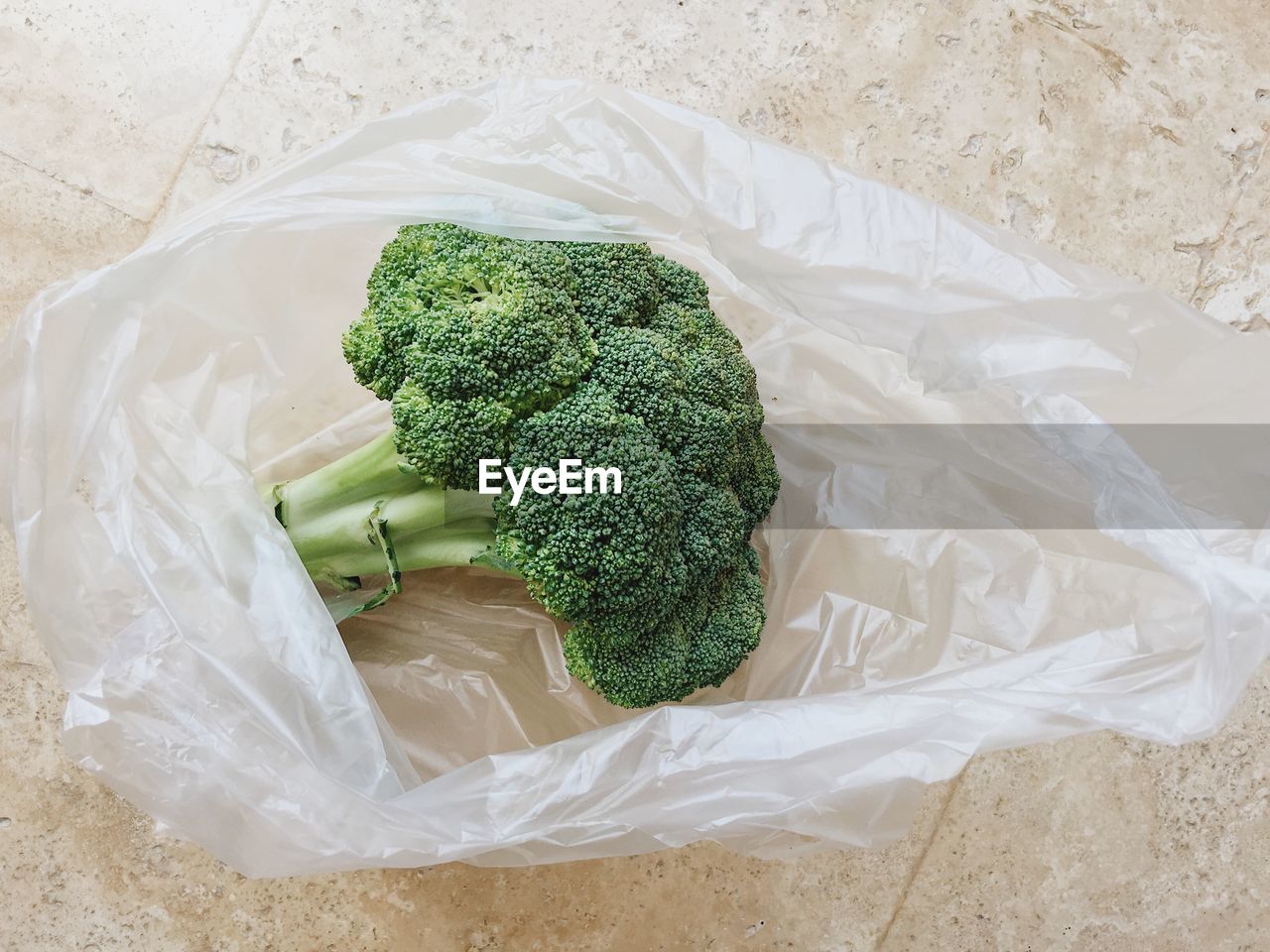 HIGH ANGLE VIEW OF VEGETABLES ON WHITE