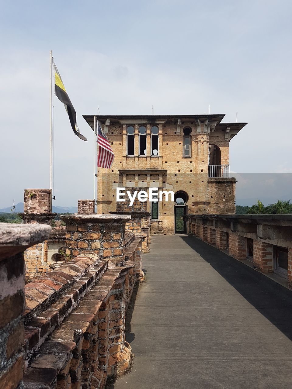 LOW ANGLE VIEW OF FLAG AGAINST SKY