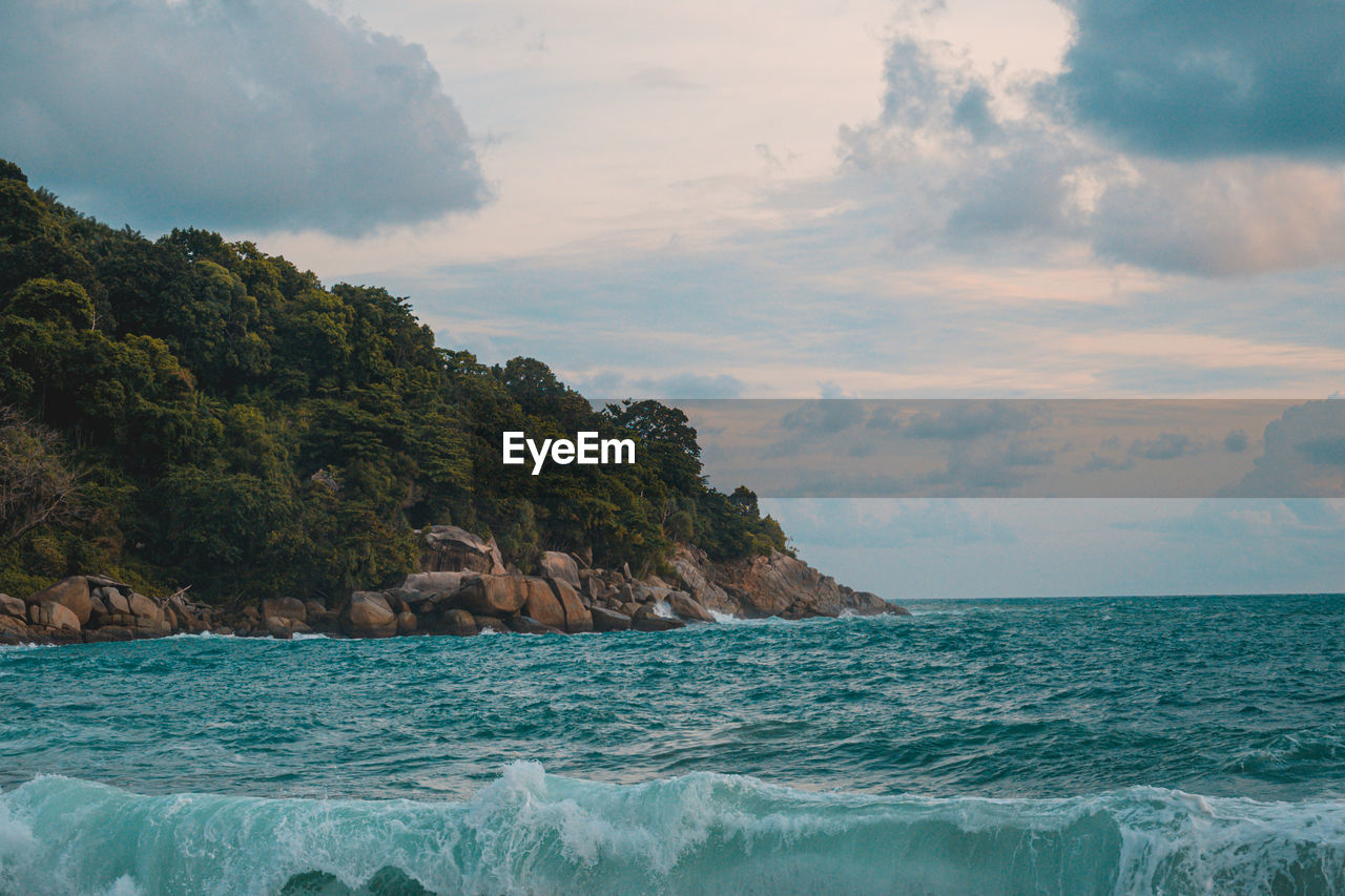 Scenic view of sea against sky