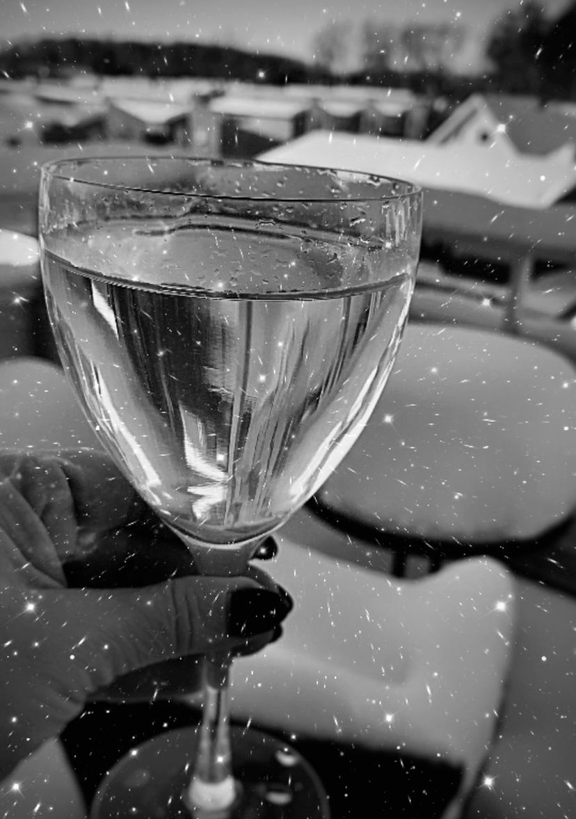 black and white, monochrome, monochrome photography, still life photography, black, close-up, stemware, wine glass, glass, food and drink, refreshment, drink, no people, focus on foreground, water, indoors, white, freshness, household equipment, drop, nature, alcohol
