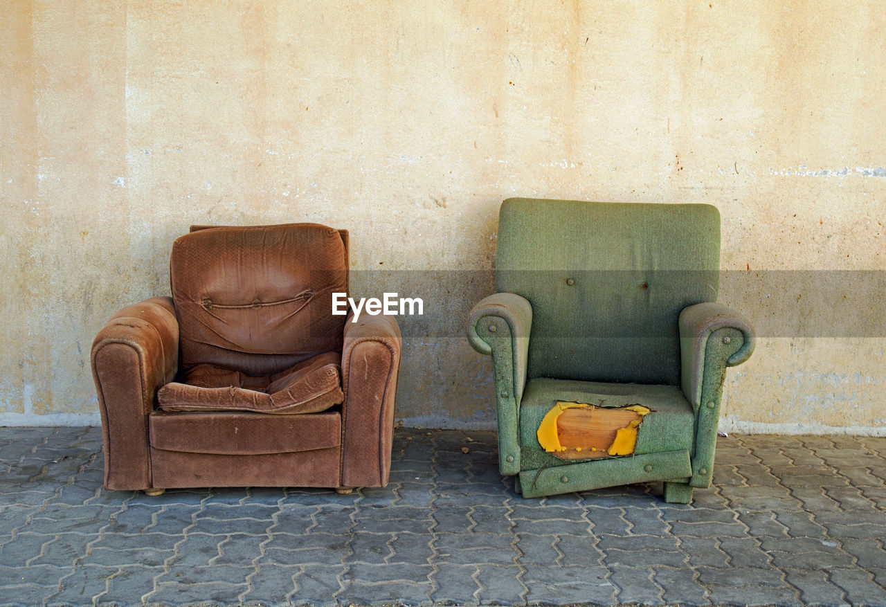 CHAIRS ON SOFA AT HOME