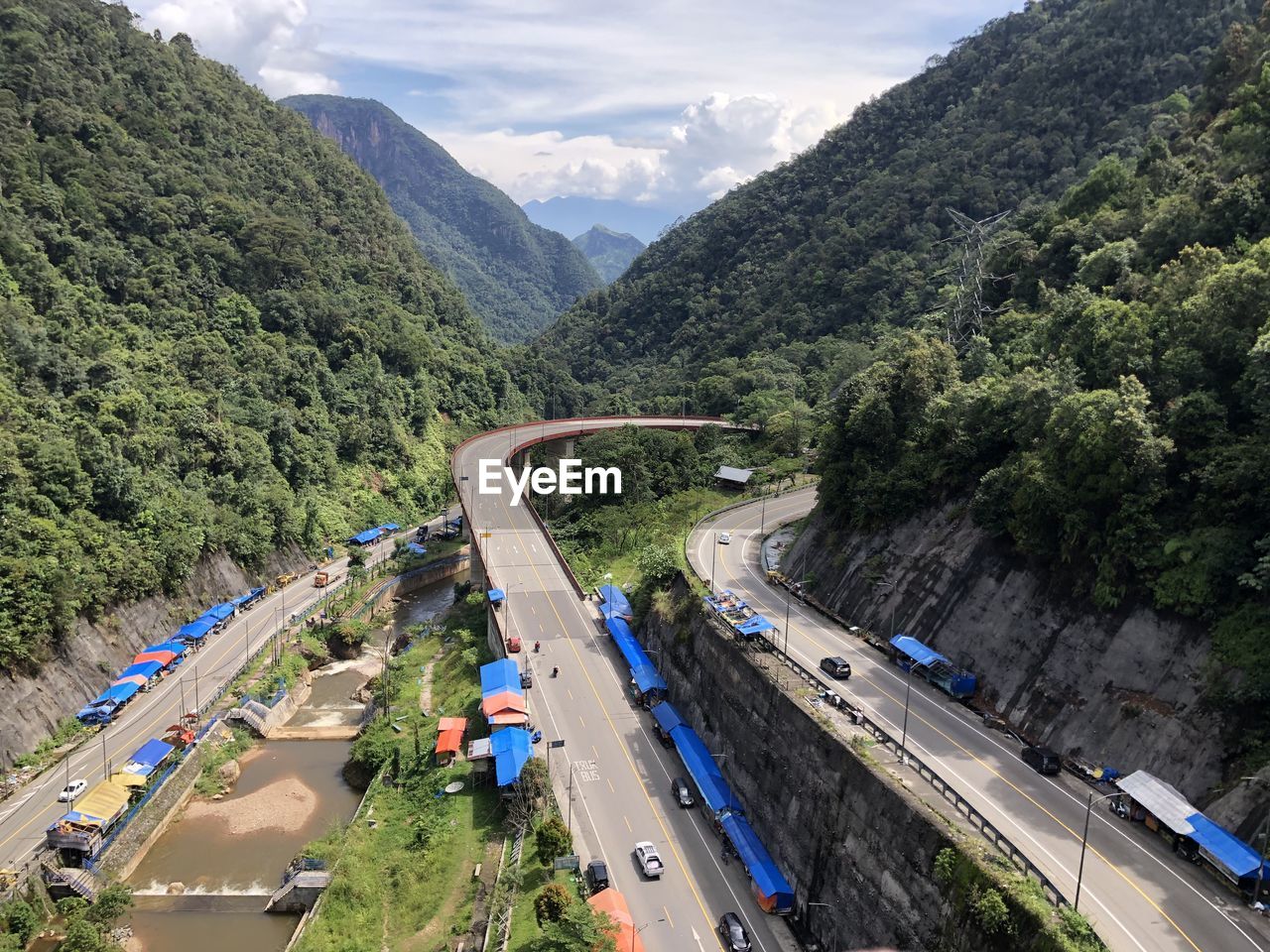 Kelok sembilan bridge