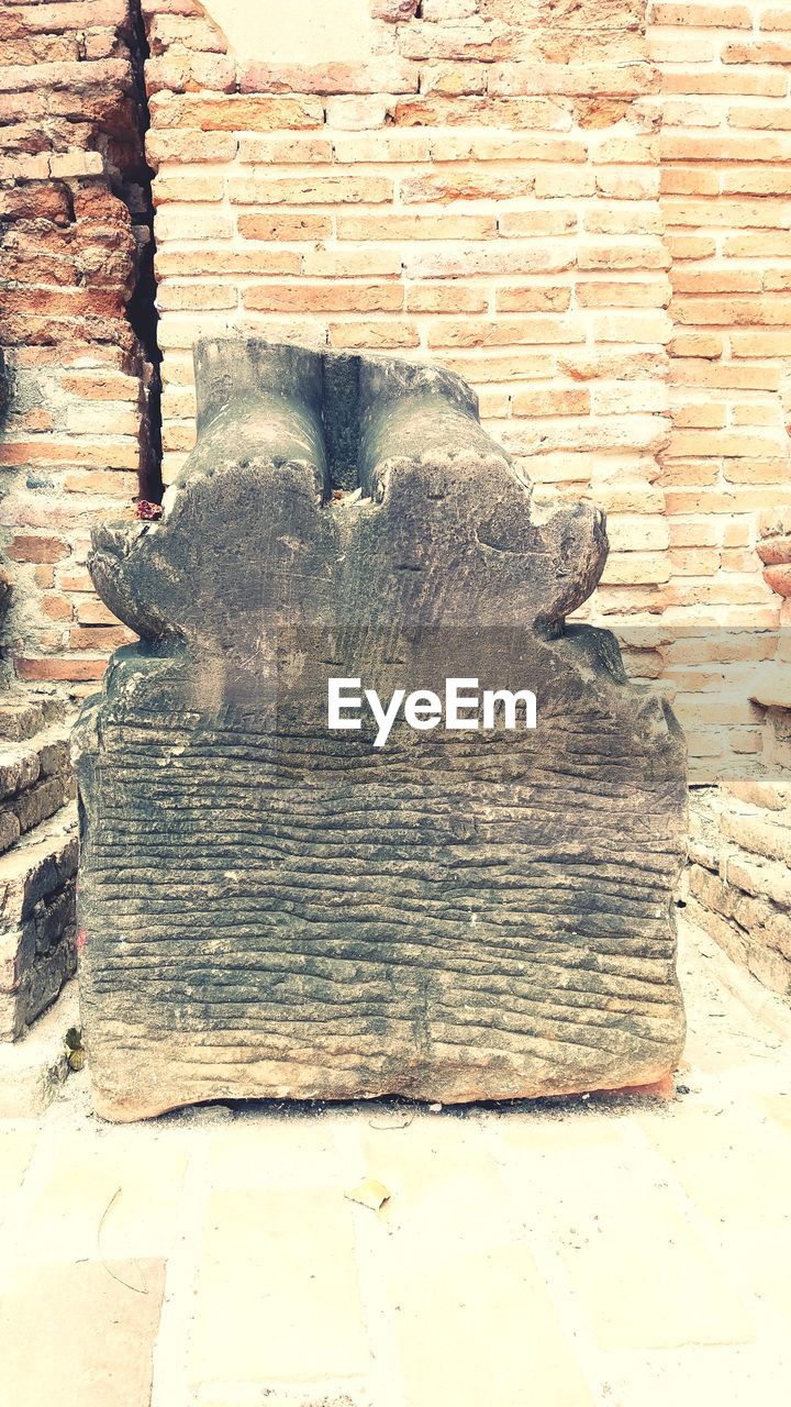 CLOSE-UP OF OLD WALL