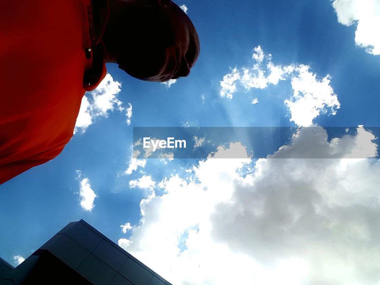 LOW ANGLE VIEW OF CLOUDY SKY OVER THE BACKGROUND